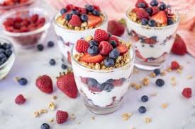 Oat and Yogurt Parfait